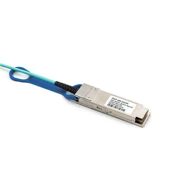 What does the threshold of a fiber optic sensor represent