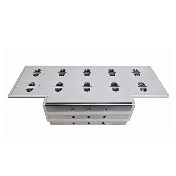 Panama Low Voltage Complete Equipment Company