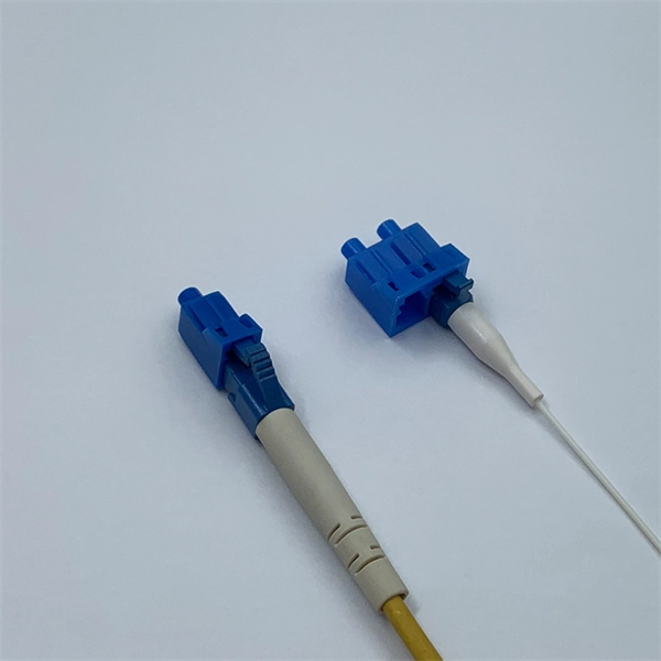 Corrosion-resistant and wear-resistant cable tray models