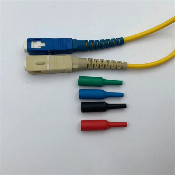 4-way intelligent photovoltaic combiner box