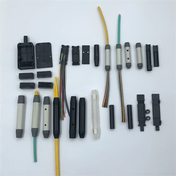 Distribution box cable fixing clips
