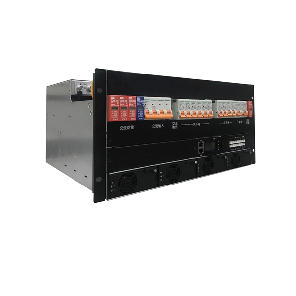 Does a patch cord need to be connected between two fiber optic patch panels