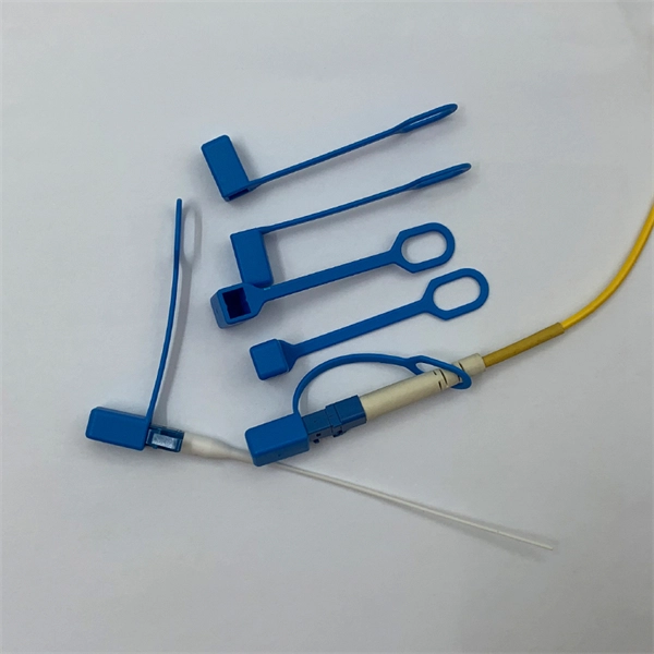 Spot polarization-maintaining fiber optic ADSS